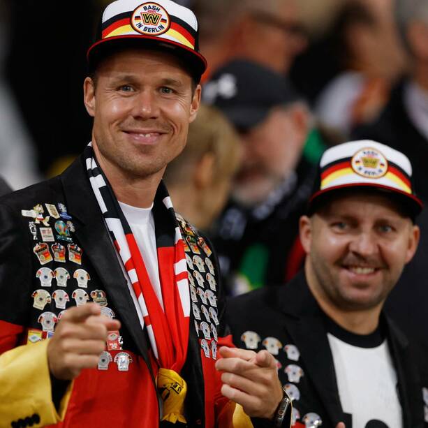 para top Irlanda del Norte vs. Alemania