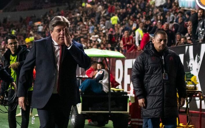Piojo Herrera deja Xolos tras un Clausura 2024 donde solo ganó dos veces. (Imago7)