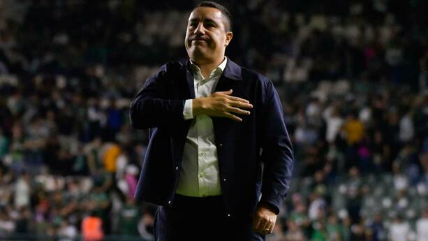 Efraín Juárez agradece a la afición de Pumas (Imago7)