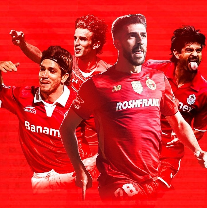 Iván Alonso, Bruno Marioni, José Saturnino Cardozo y Paulinho (Tom Mendoza)