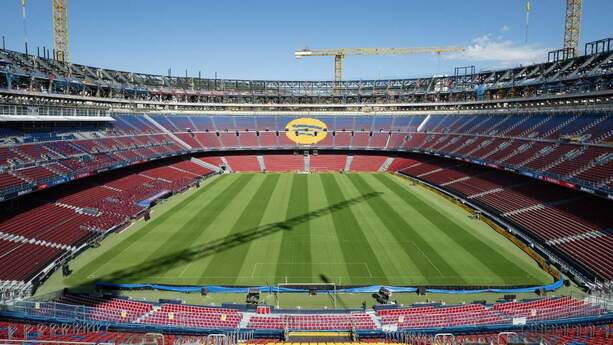 Camp Nou podría reabrir sus puertas en octubre (AFP)