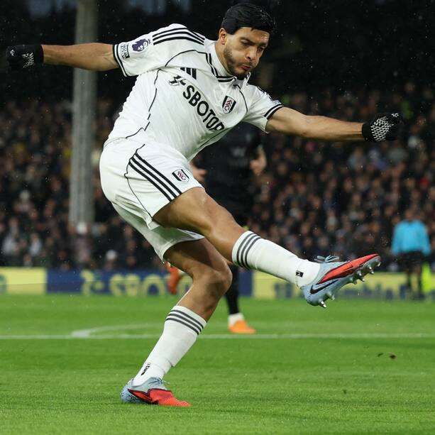 para top Fulham vs Sunderland