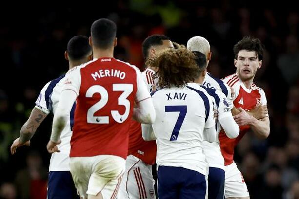 Conato de bronca en el derbi de norte de Londres (EFE)