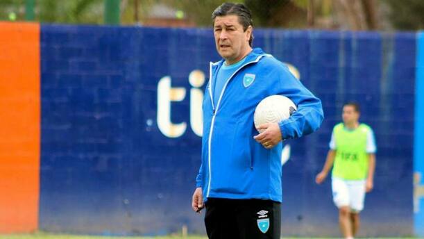 Luis Fernando Tena, en un entrenamiento de Guatemala (Fedefut)