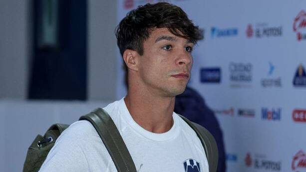 Oliver Torres fue el encargado de convencer a Antony Martial / Mexsport