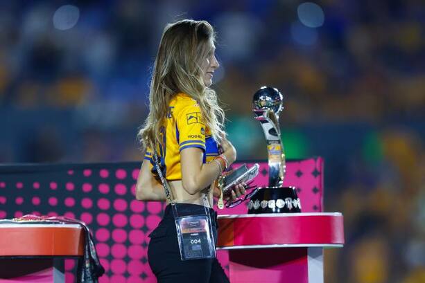 Tatiana Flores, en la premiación de la Liga MX Femenil (Imago7)