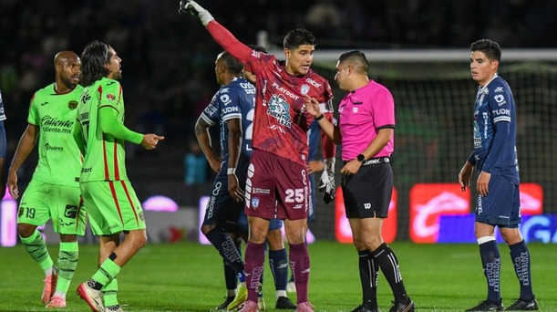 Óscar Mejía en el Juárez vs Pachuca del Play In (Imago7)