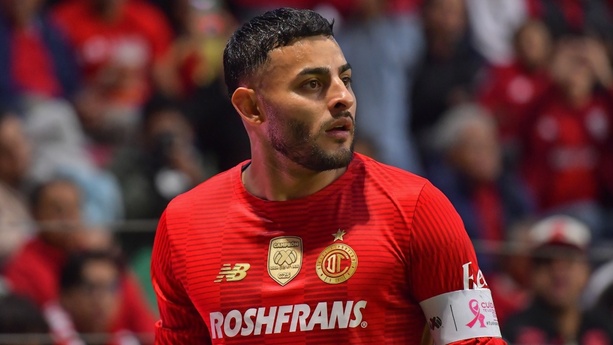 Alexis Vega presumió parte de su rehabilitación (Imago7)