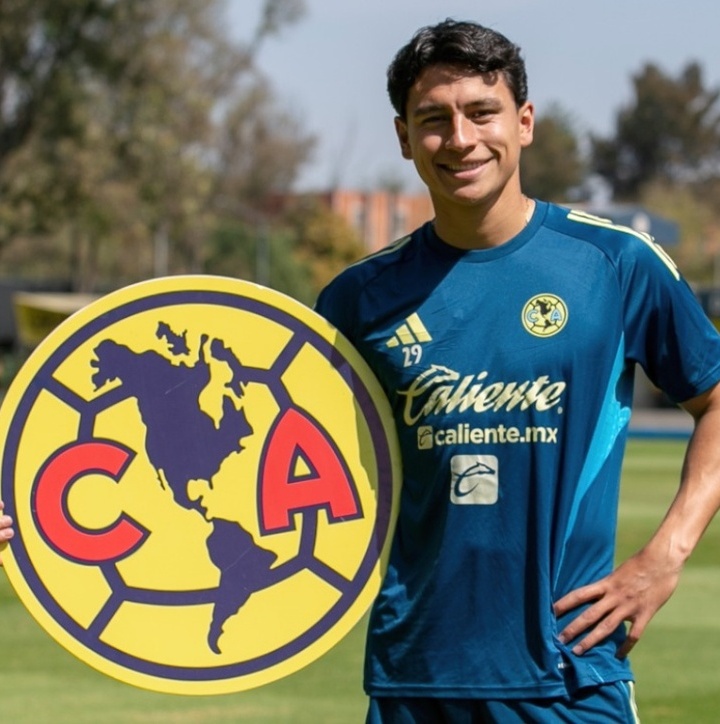 Ramon Juárez, jugador del Club América (mediotiempo)