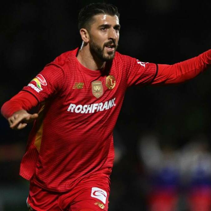 Paulinho celebra el gol definitivo (Imago7)