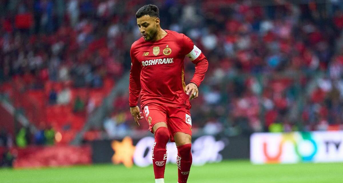 Alexis Vega no jugó la ida de los Cuartos de Final / Mexsport