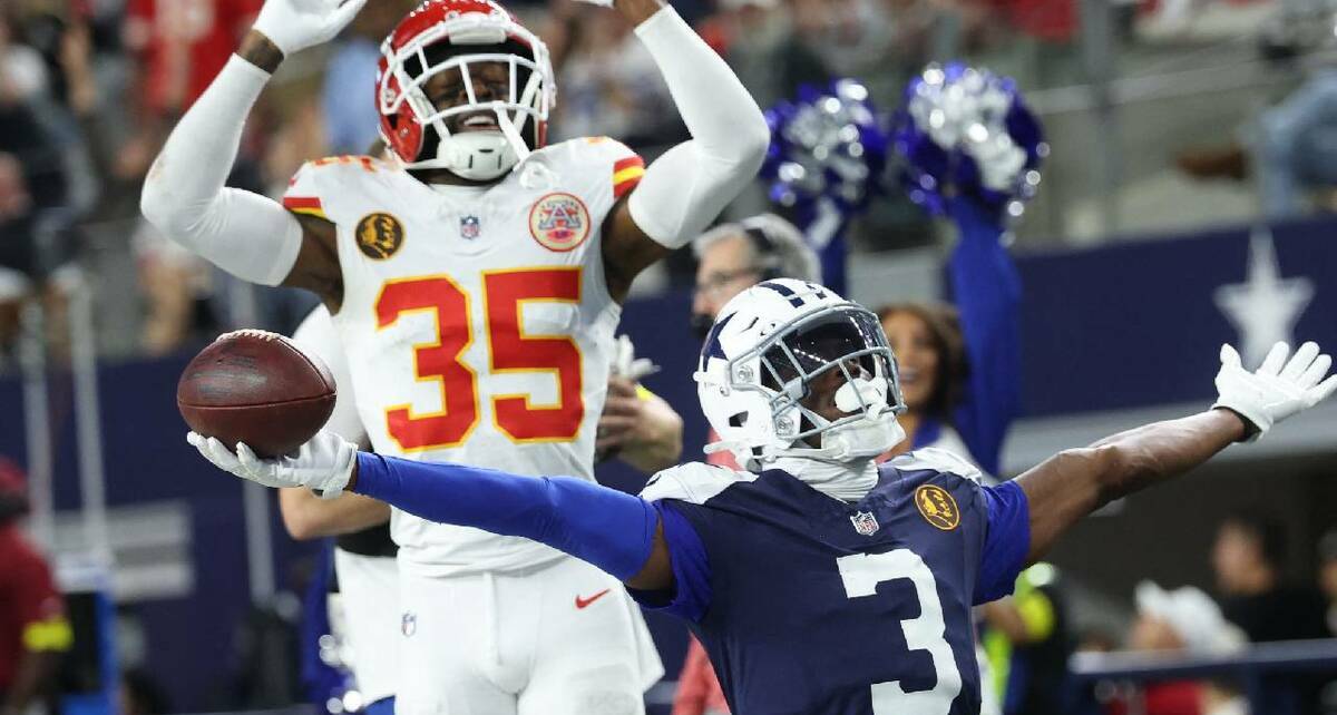 Cowboys se queda con el triunfo en casa / Reuters