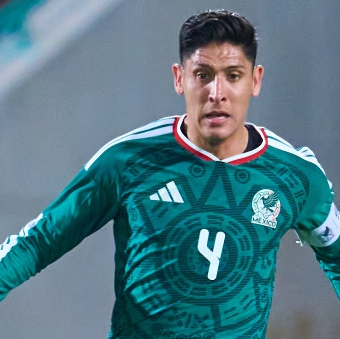 Edson Álvarez también se molestó por la actitud de la afición en Torreón (Mexsport)