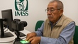 Si eres pensionado de la Ley 73 y 97 del IMSS, ahora deberás de registrar tus datos biométricos. Foto: Sora IA