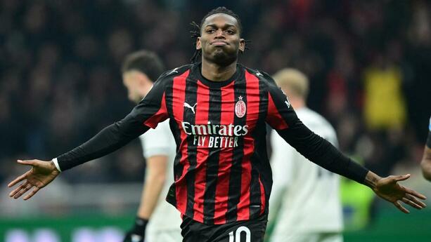 Rafael Leao hizo el único gol del partido (Reuters)