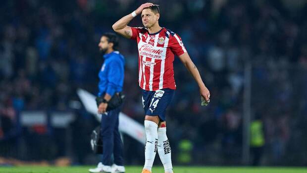 Chicharito se llevó los memes tras su falla / Mexsport