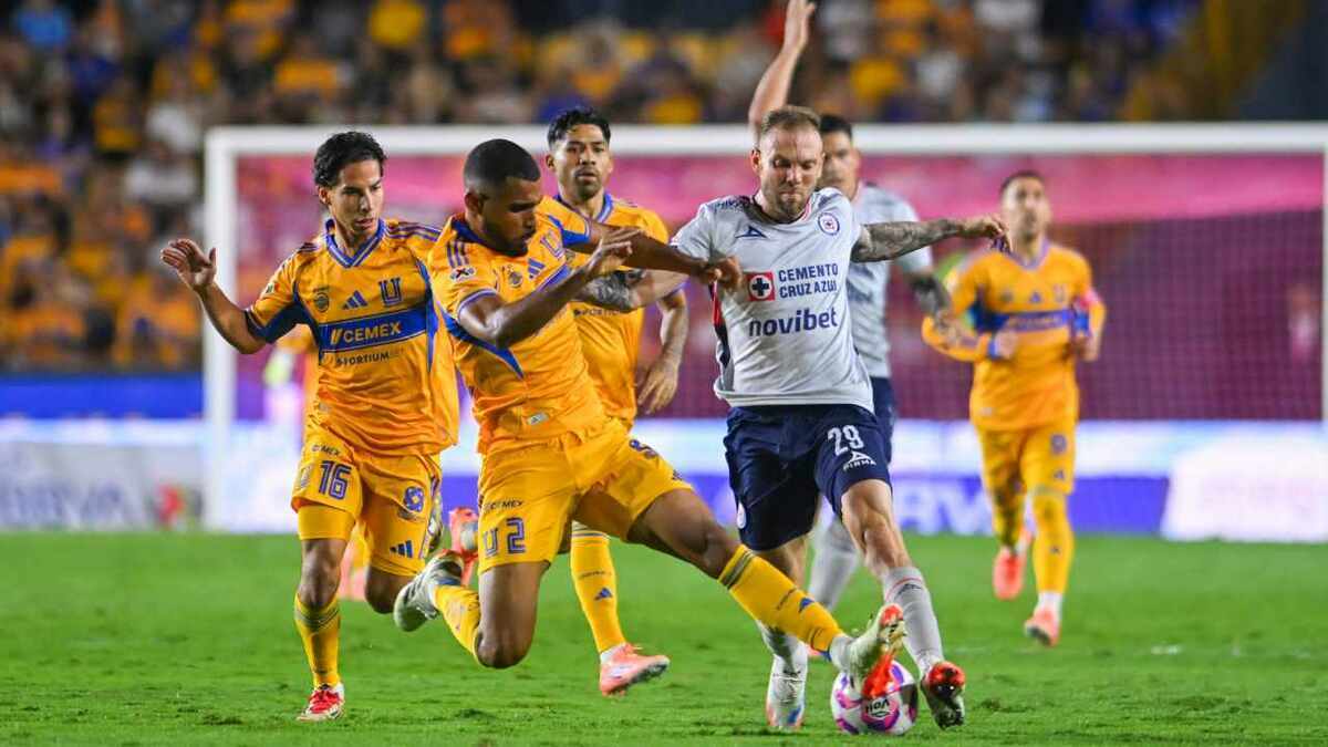 Cruz Azul y Tigres se enfrentan en Semifinales (Imago7)
