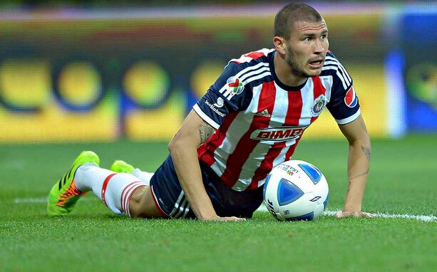 El Chatón Enríquez con Chivas. (Mexsport)