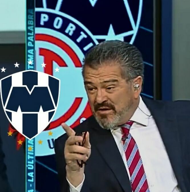 Gustavo Mendoza cuestionó a Carlos Hermosillo. (Foto: captura de pantalla Fox Sports)