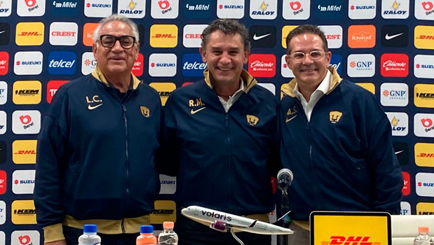 Cuéllar, Medina y Sancho en la presentación este martes. (Foto: Mario Badillo)