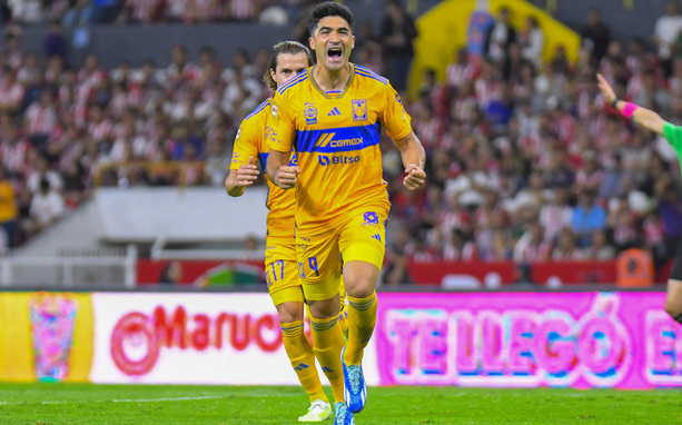 Nicolás Ibáñez adelantó a Tigres. (Foto: Imago7)