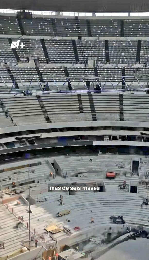 Ya comenzaron a colocar los asientos del Estadio Azteca (Captura N+)