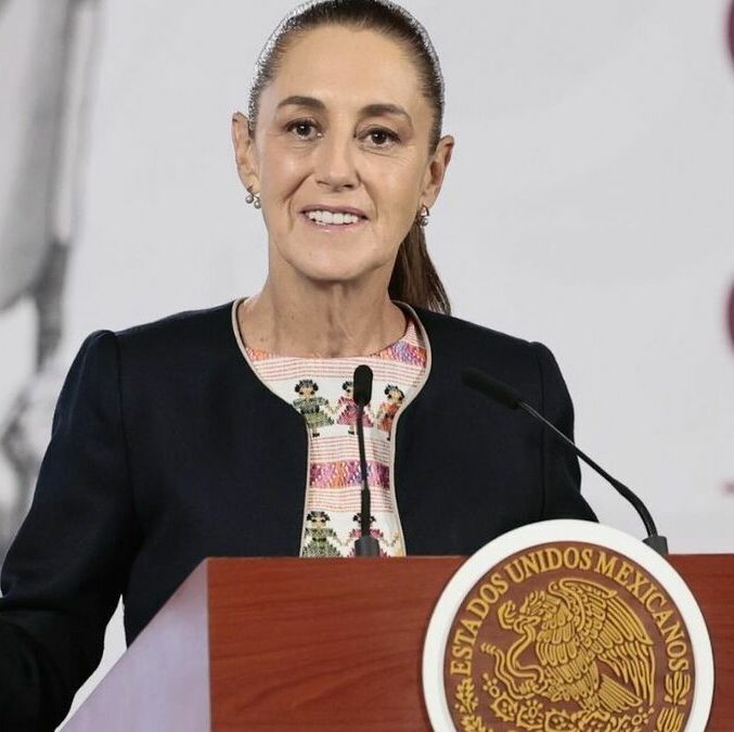 Sheinbaum irá al Sorteo Mundialista. (Foto: EFE)