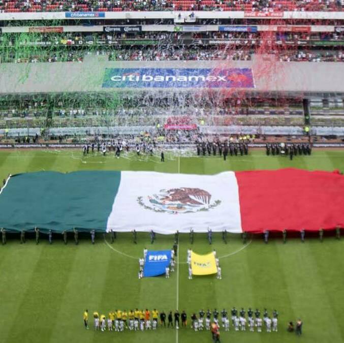 Bandera de México en el Coloso de Santa Úrsula (Mexsport)