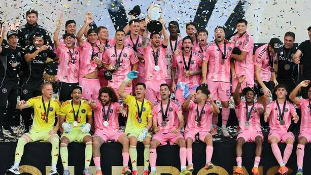 William Yarbrough y Óscar Ustari son campeones de la MLS (Reuters)