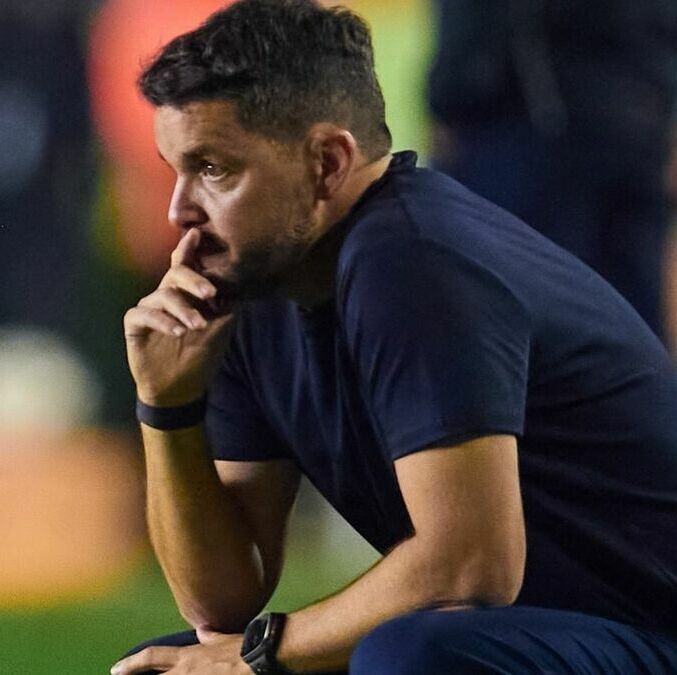 Larcamón cree que Cruz Azul hará un gran papel. (Foto: Mexsport)