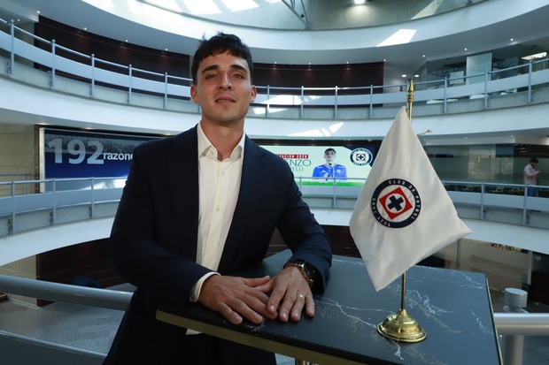 Lorenzo Faravelli renovó con Cruz Azul (FOTO: Juan Carlos Bautista)