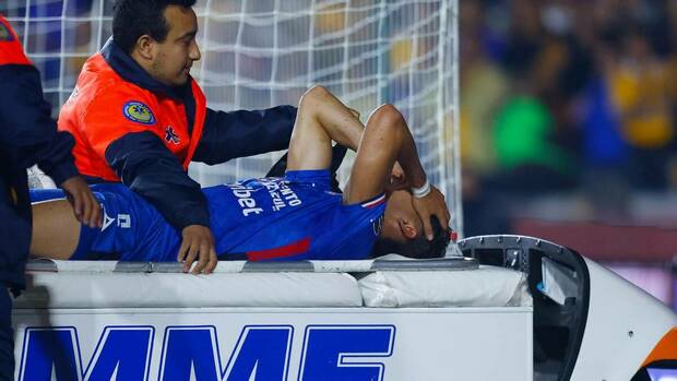 Jesús Orozco Chiquete salió gravemente lesionado (Imago7)