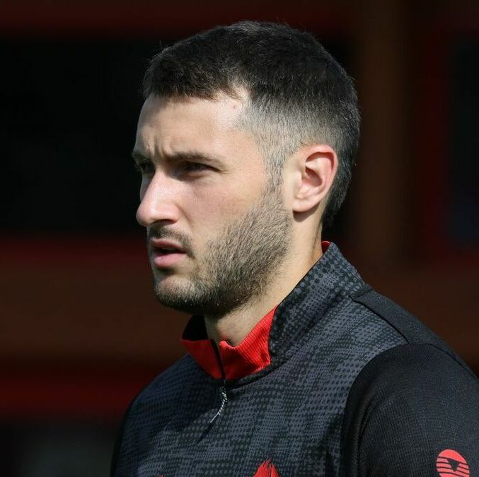 Santiago Gimenez no ha vuelto con el Milan (X: @Santgimenez_)