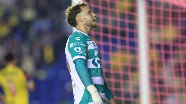 Barticciotto no hizo los goles esperados, quedó a deber en Santos. (Foto: Mexsport)