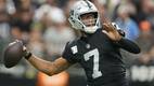 Geno Smith quiere mantenerse en Las Vegas Raiders (Reuters)