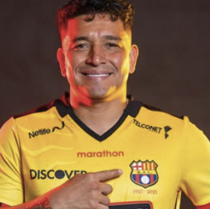 Mario Pineda fue asesinado en Ecuador. (Foto: @donpine)