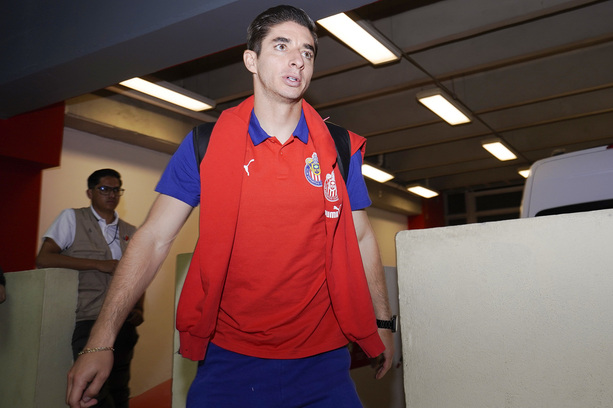 Isaac Brizuela no se olvida de los consejos de Enrique Meza/ Imago7