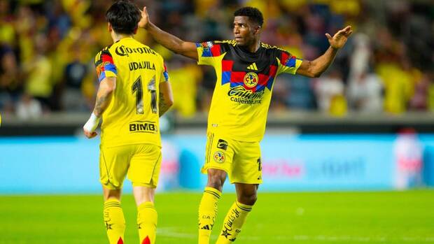 Zúñiga celebra su gol a Minnesota (Mexsport)