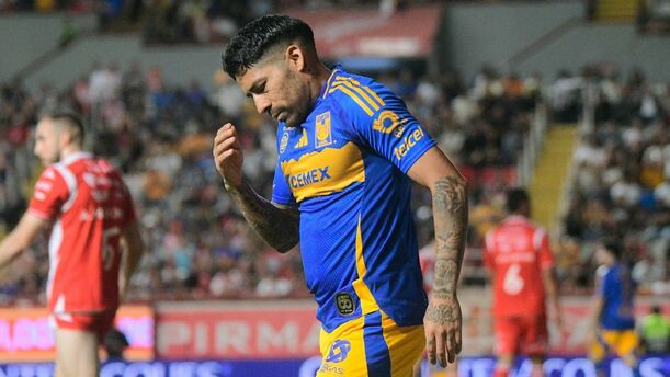 Javier Aquino se perdió el duelo ante Pachuca (Imago7)