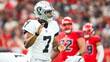 Los Raiders le complicaron a los Texans / Reuters
