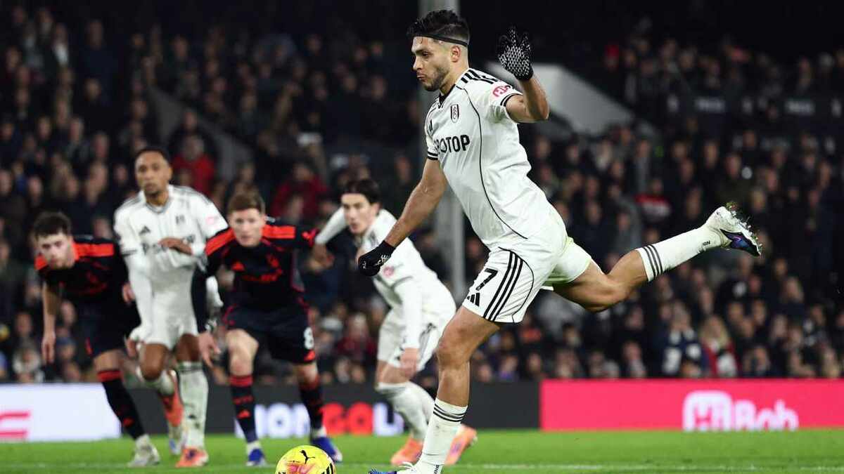 Así fue el gol de Raúl Jiménez ante Nottingham Forest