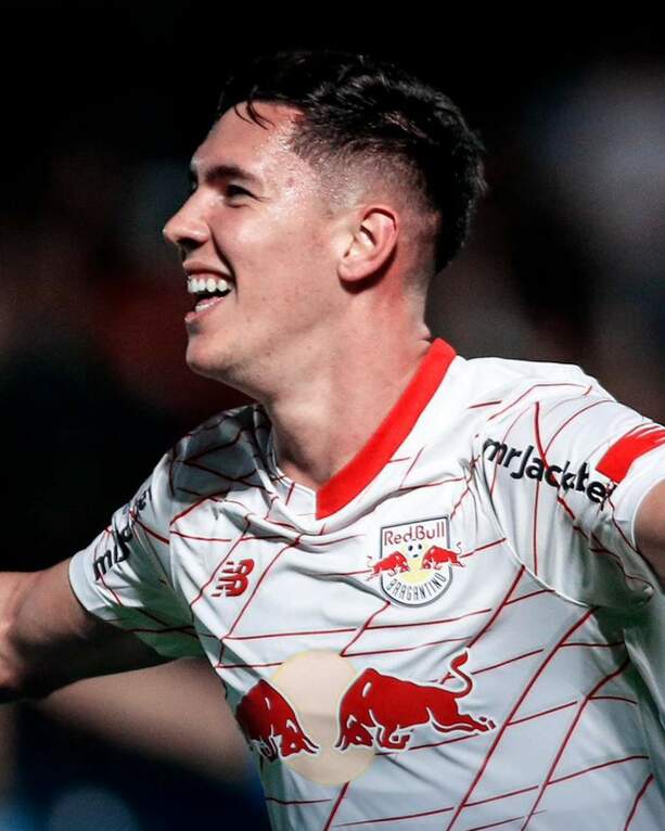 Thiago Borbas brilló en Uruguay y lo ficharon en Brasil