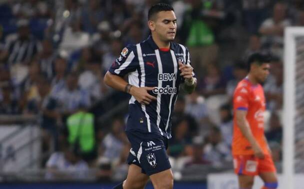 Sebastián Vegas sale expulsado contra Mazatlán (Imago7)