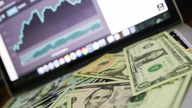 Tipo de cambio dólar-peso hoy lunes 6 de octubre: cotización en bancos