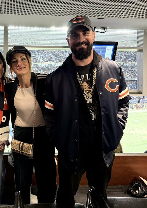 Seth Rollins es aficionado de Chicago Bears