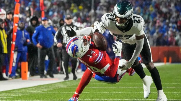 Bills y Eagles tuvieron un juego muy cerrado (Reuters)