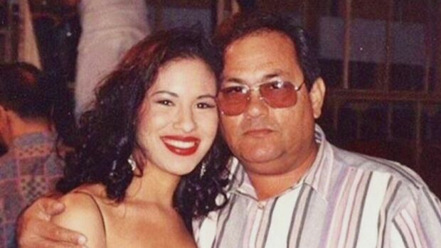Abraham Quintanilla protegió el legado de su hija, Selena, tras ser asesinada. Foto: Archivo