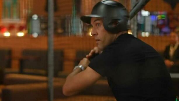 Damián Zamogilny se metió a la jaula de bateo