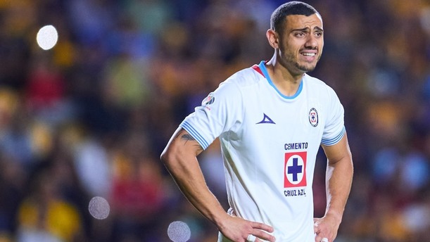 Giorgos Giakoumakis se marcha de Cruz Azul con rumbo a Grecia (Mexsport)