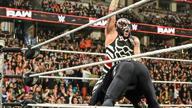 Penta se impuso a El Grande Americano con un Mexican Destroyer (WWE)